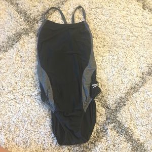 Speedo 30 training suit